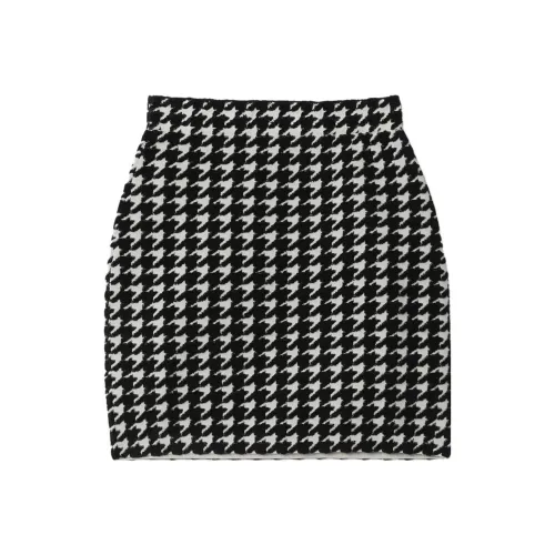 Burberry Повседневные короткие юбки Женские Черный