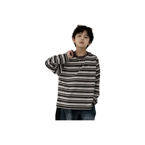 The panda is round Полосы Kids T-рубашки