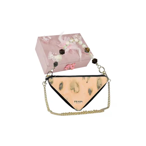 PRADA Макияж и косметички для путешествий Женские