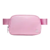 Темно-розовый