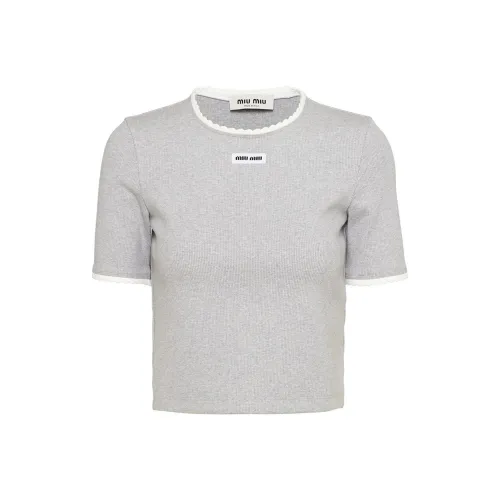 MIU MIU SS23 Стандартная T-рубашка Женская Серого цвета