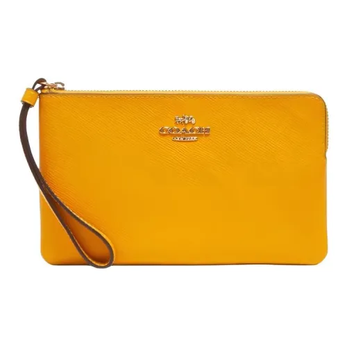 COACH Corner Zip Клатчи Женские