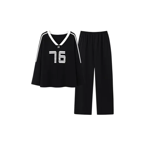 Удобный и освежающий комплект пижам для женщин