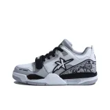 Светло-серо-белый