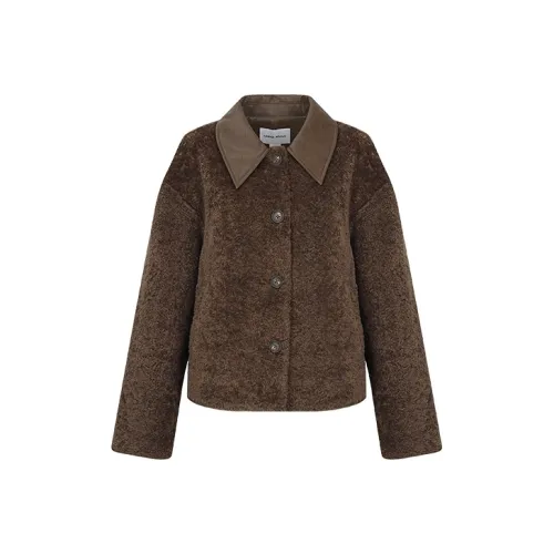 URBAN REVIVO Женская меховая одежда для женщин