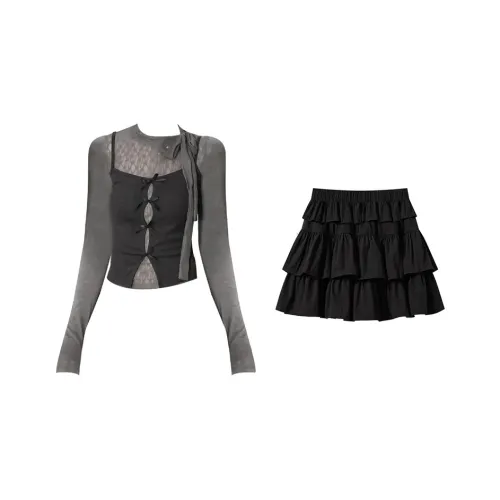PAIN OR PLEASURE Комплект с юбкой Женские