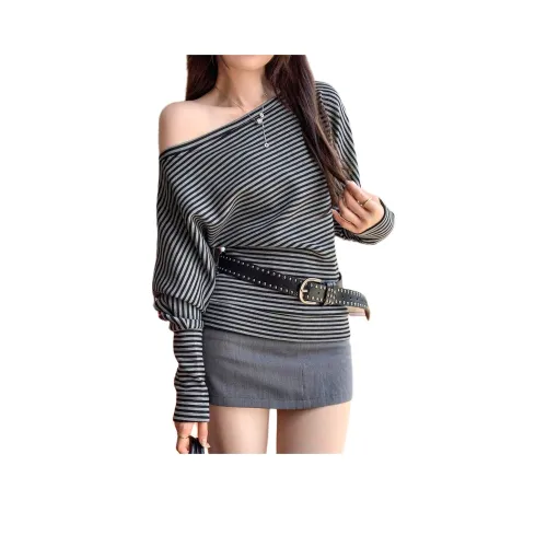 The Temptation Of The Muse Стандартная T-рубашка Женская