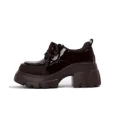 Красно-коричневый