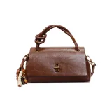 Коричневый