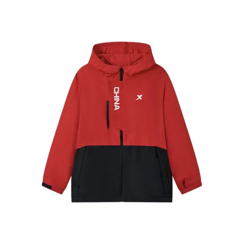 XTEP Куртки и пальто 120-175 Детский