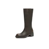 Коричневый