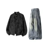 Чёрный топ + винтажные синие штаны