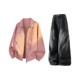 Розовое пальто + черные штаны