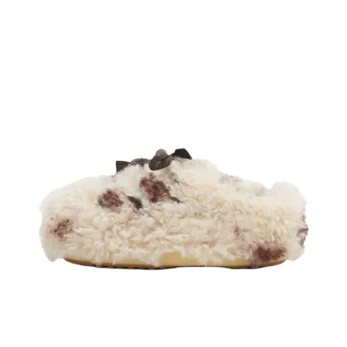 MOON BOOT Домашние тапочки Женские Бежевые