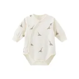 Коричневый, следы