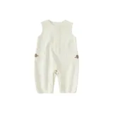 Молочно-белый