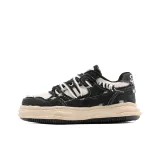 Бежево-черный