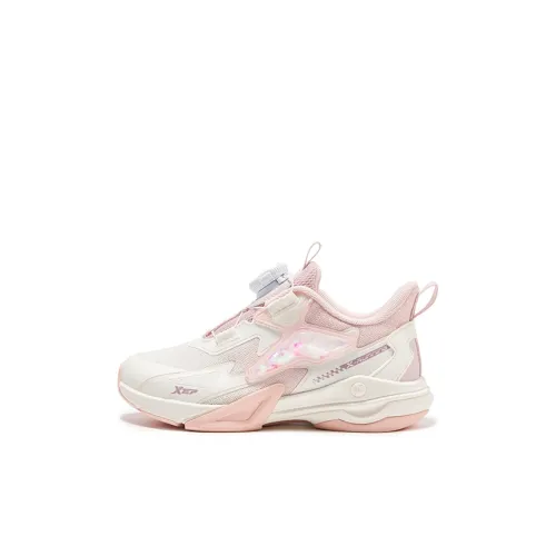 XTEP Поддержка Устойчивость к истиранию Противоскользящие Низкие Беговые кроссовки Парусный белый Светло-розовый 27 33 Детский