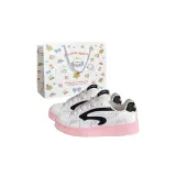 Чёрный, белый, розовый.