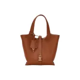 Коричневый