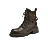 Коричневый