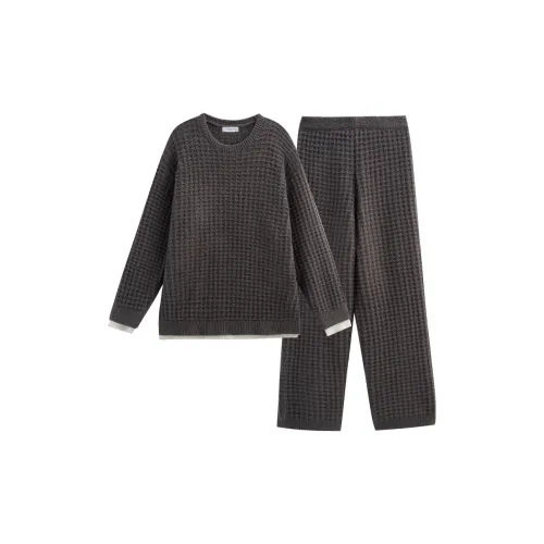 Same Language Пижамный комплект для женщин