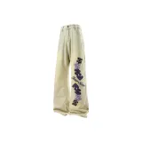 Грязно-желтый