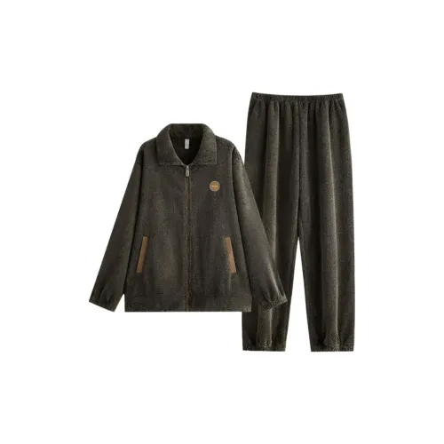 Пижамный комплект для мужчин от Floating Light Islands