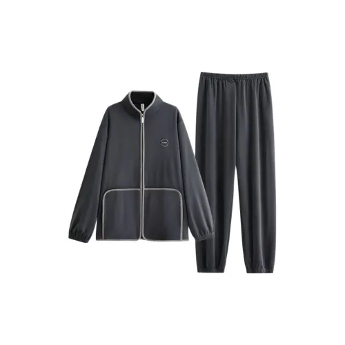 Пижамный комплект для мужчин от Floating Light Islands