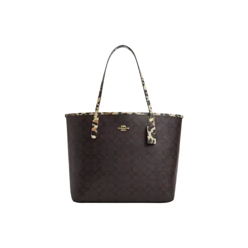 COACH Городские Сумки через плечо Женские