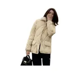 Молочно-белый