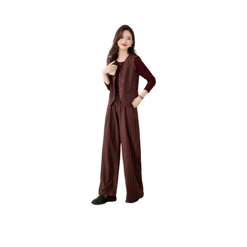 Kangaroo Женские Повседневные Костюмы