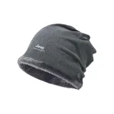 Темно-серая шапка с флисовой подкладкой