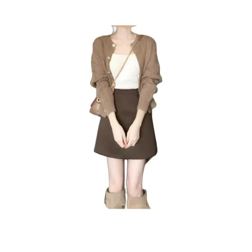 Aghr Женские Комплекты с Юбкой