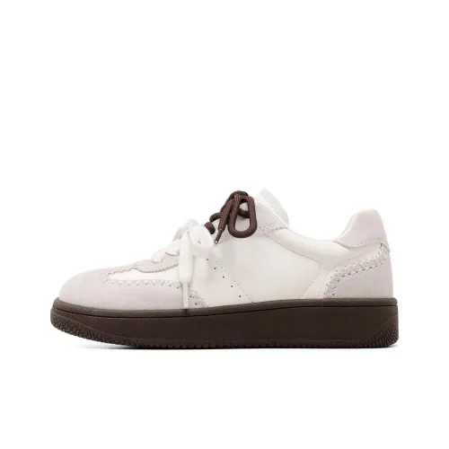 C°BANNER Низкий топ Повседневная обувь Женская