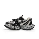 Бежево-черный