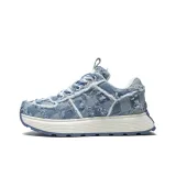 Светло-голубой