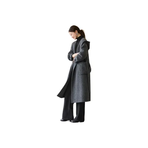 Mo Han Yi Mei CH Серый Женское Пальто