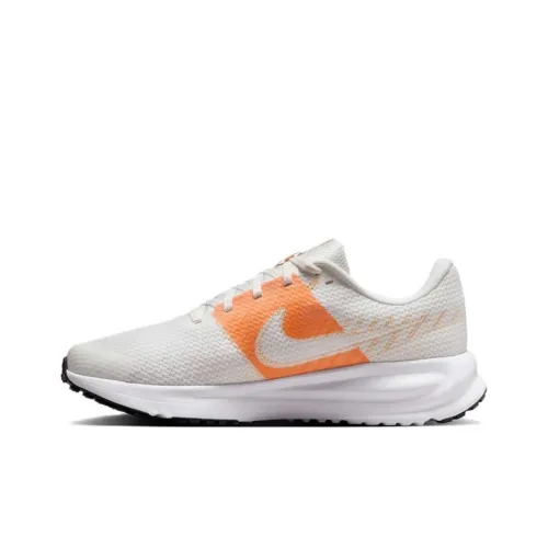 Nike RUN DEFY Беговые кроссовки Женские Серый Белый