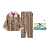 Коричневый