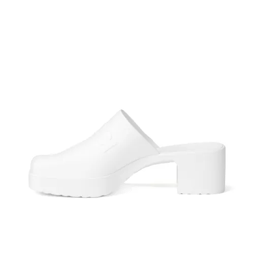 GUCCI Домашние тапочки Женские Белые