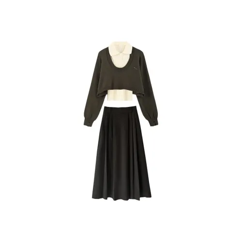 April20th Женские Комплекты с Юбкой