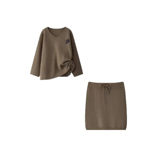 COVT Женские Комплекты с Юбкой