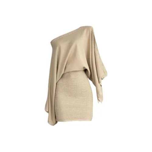 Udon House Длинное платье с длинными рукавами женское