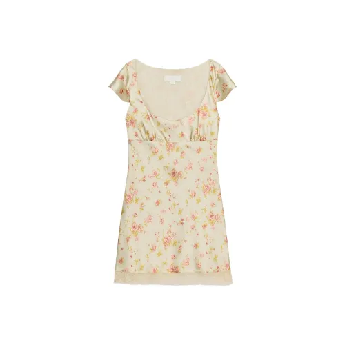 ZARA Короткое платье с короткими рукавами женское