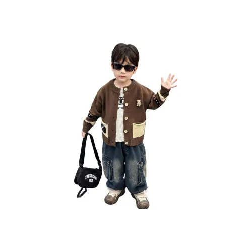 Синий цвет. Детские свитеры