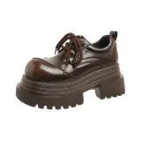 Коричневый