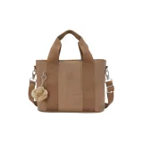 Светло-янтарный