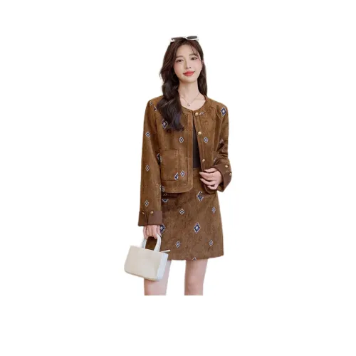 CHUNSHIMAN Женские Комплекты с Юбкой