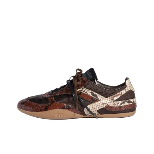 MIU MIU Низкий топ Повседневная обувь Женская Темно-коричневый